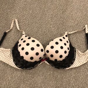 Victoria’s Secret Bra size 36D